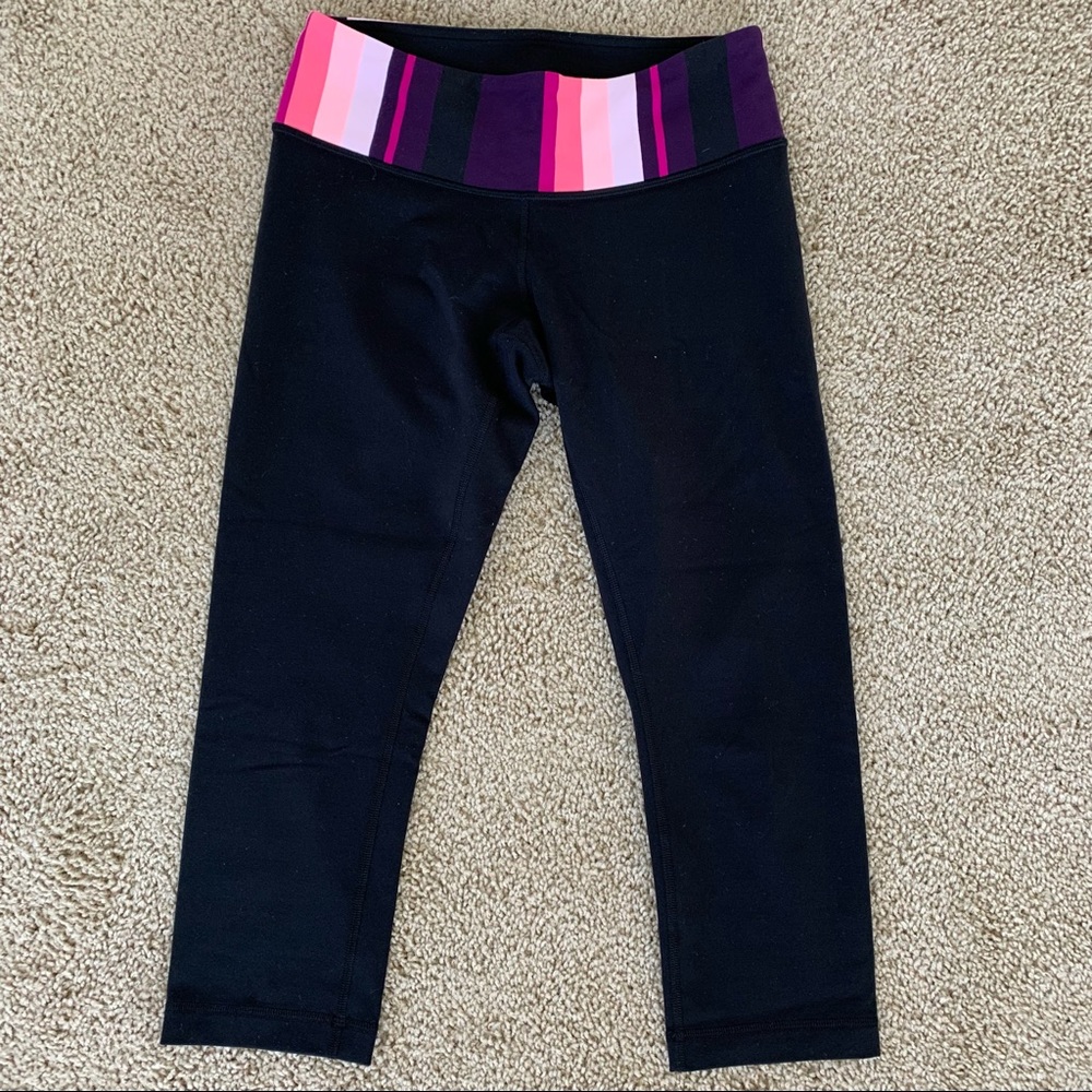 Lululemon Wunder Under Crop - Picture 3 of 5